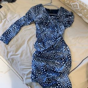 Bcbg blue and white half sleeve dress